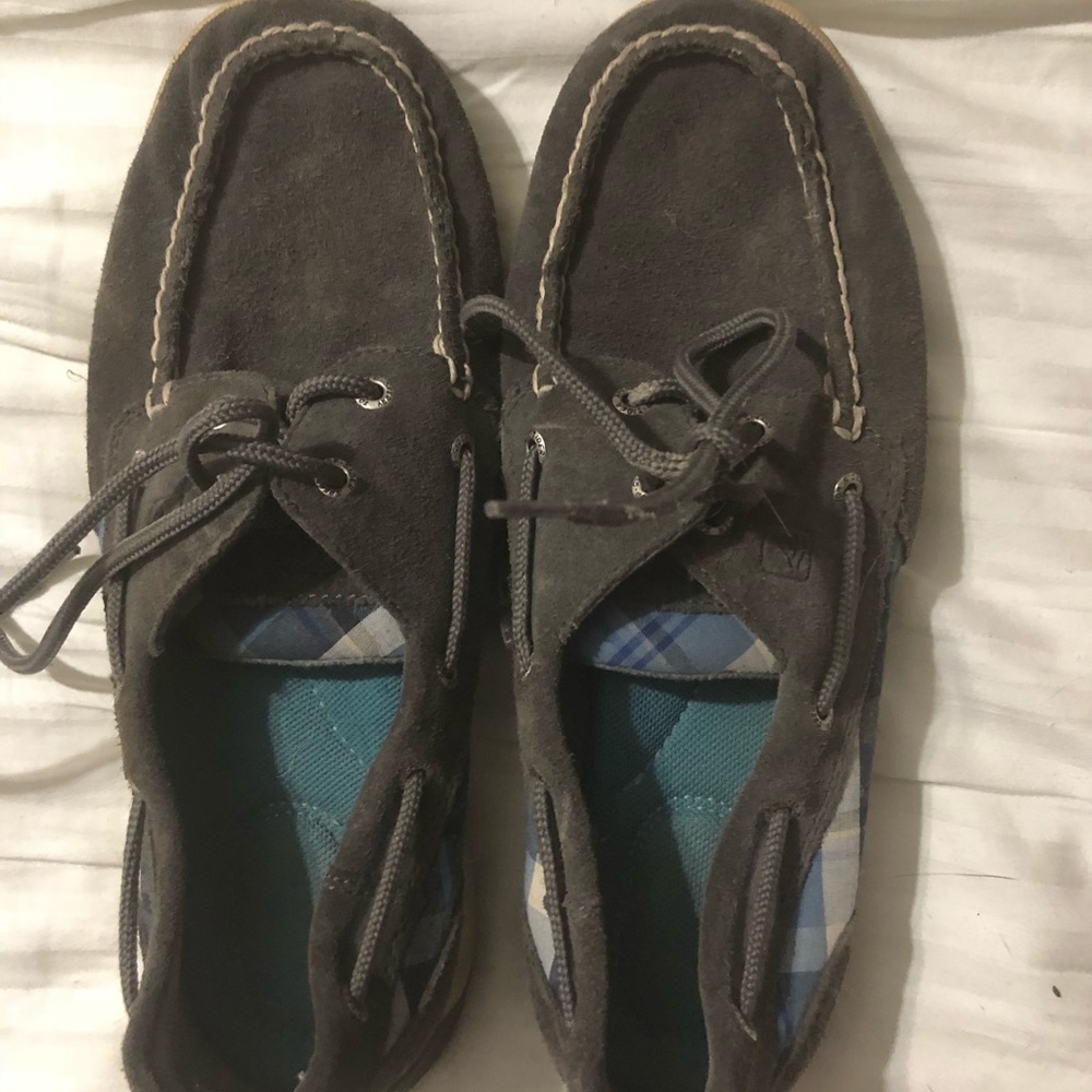 Sperry casual boat shoes